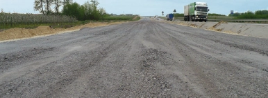 Base de estrada com ASIC na Polónia